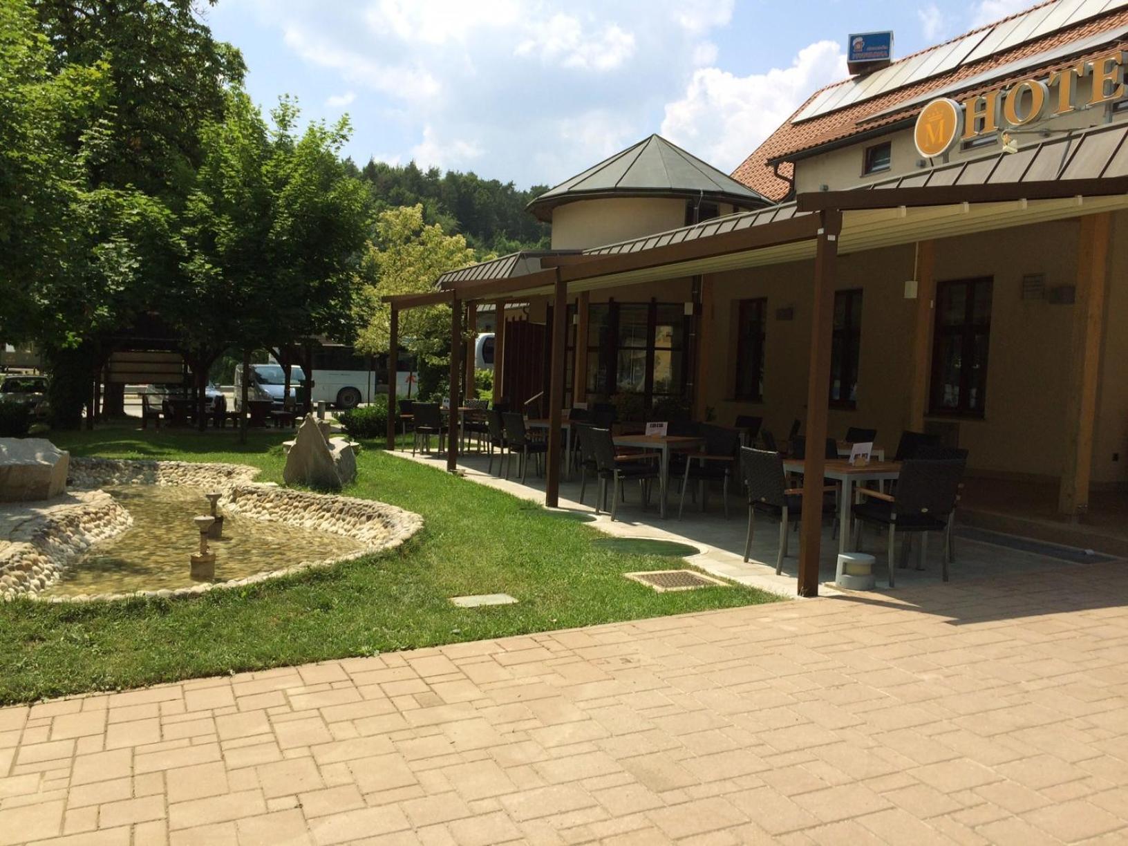 Hotel Marinsek Накло Экстерьер фото