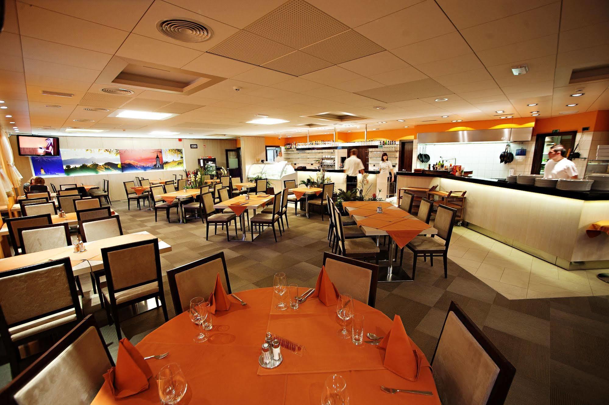 Hotel Marinsek Накло Экстерьер фото